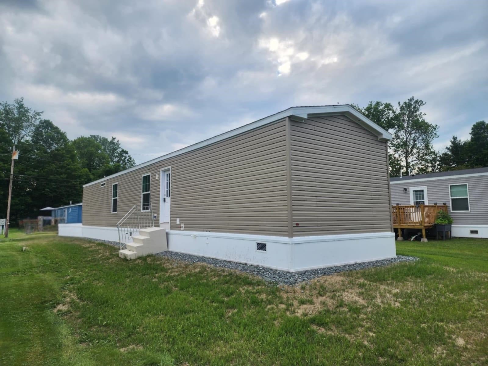 81 Cramton Road L-8