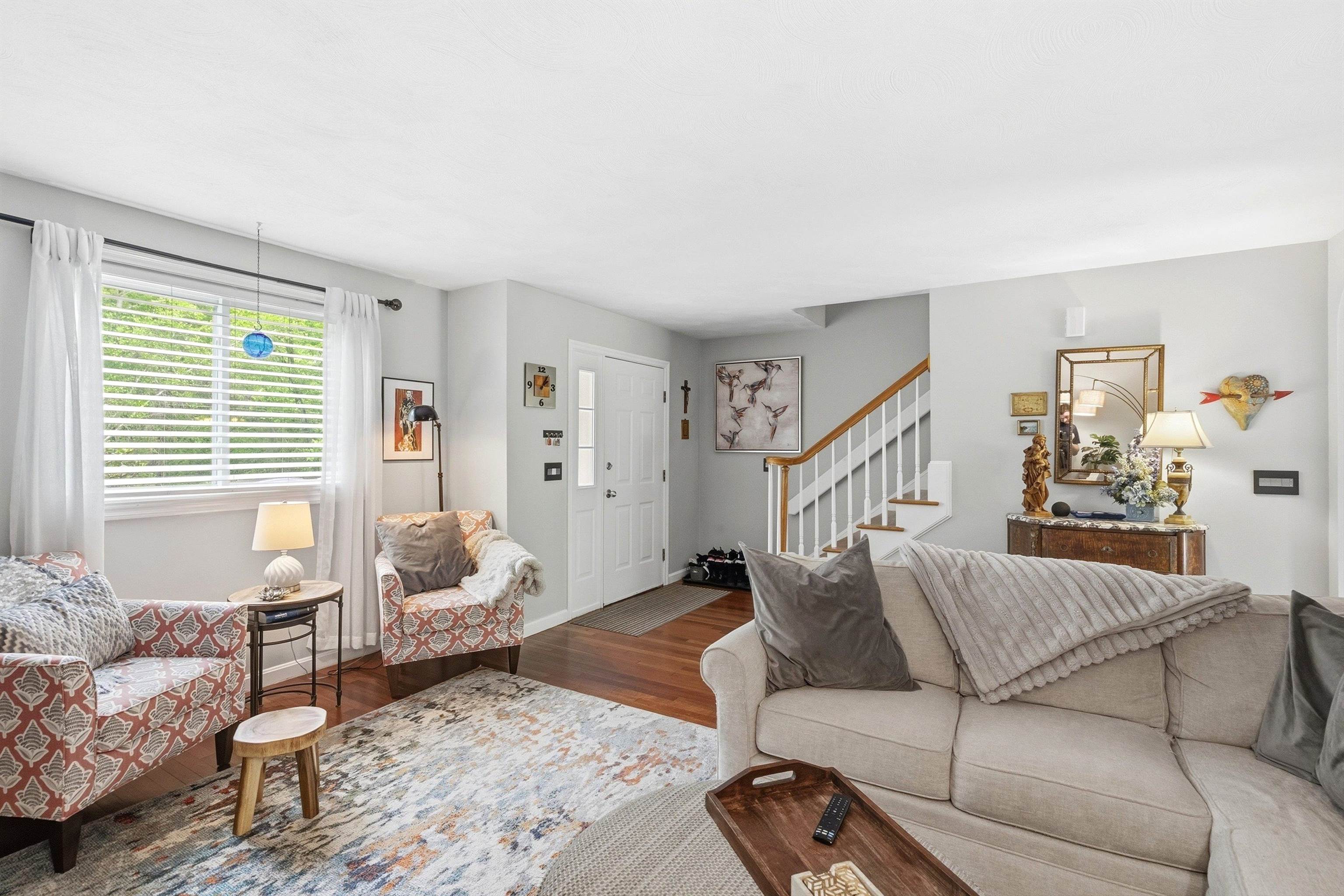 6 Standish Way 2