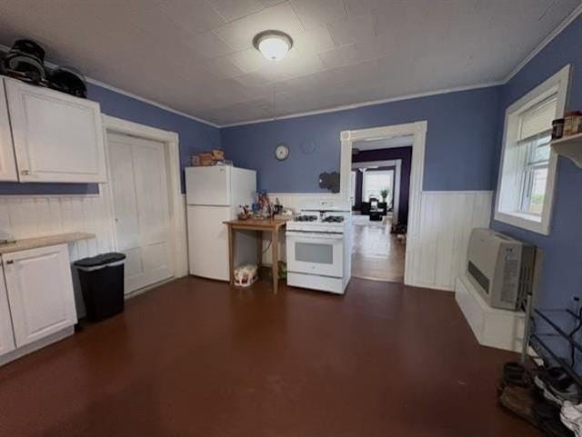 Photo of 421 Laurel Street #2, Manchester, NH 03103 (MLS # 5102867)