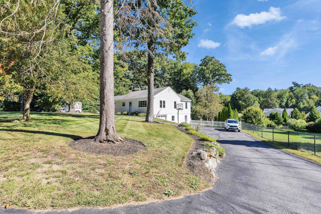 Photo of 78 Abbot Hill Acres Road, Wilton, NH 03086 (MLS # 5110351)