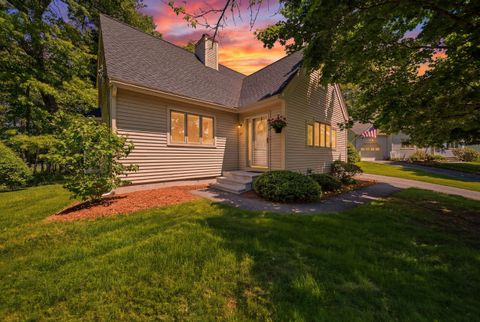 Photo of 39 Norma Drive, Nashua, NH 03062 (MLS # 5091273)