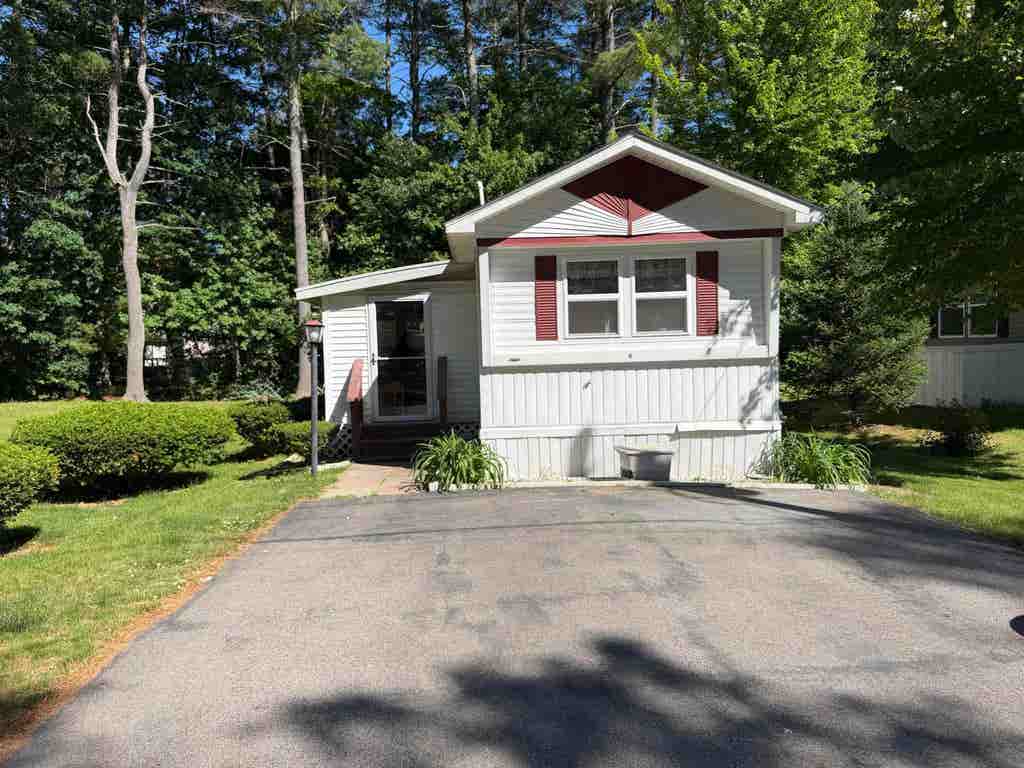 Photo of 6 Hidden Trail, Nashua, NH 03062 (MLS # 5094814)