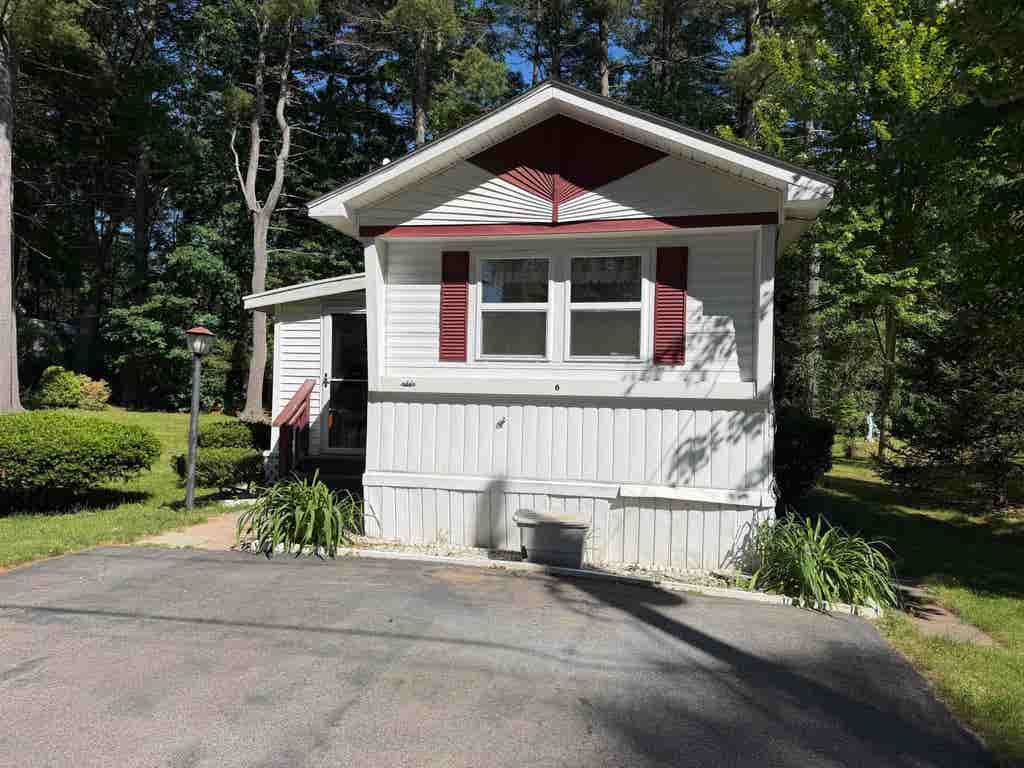 Photo of 6 Hidden Trail, Nashua, NH 03062 (MLS # 5094814)