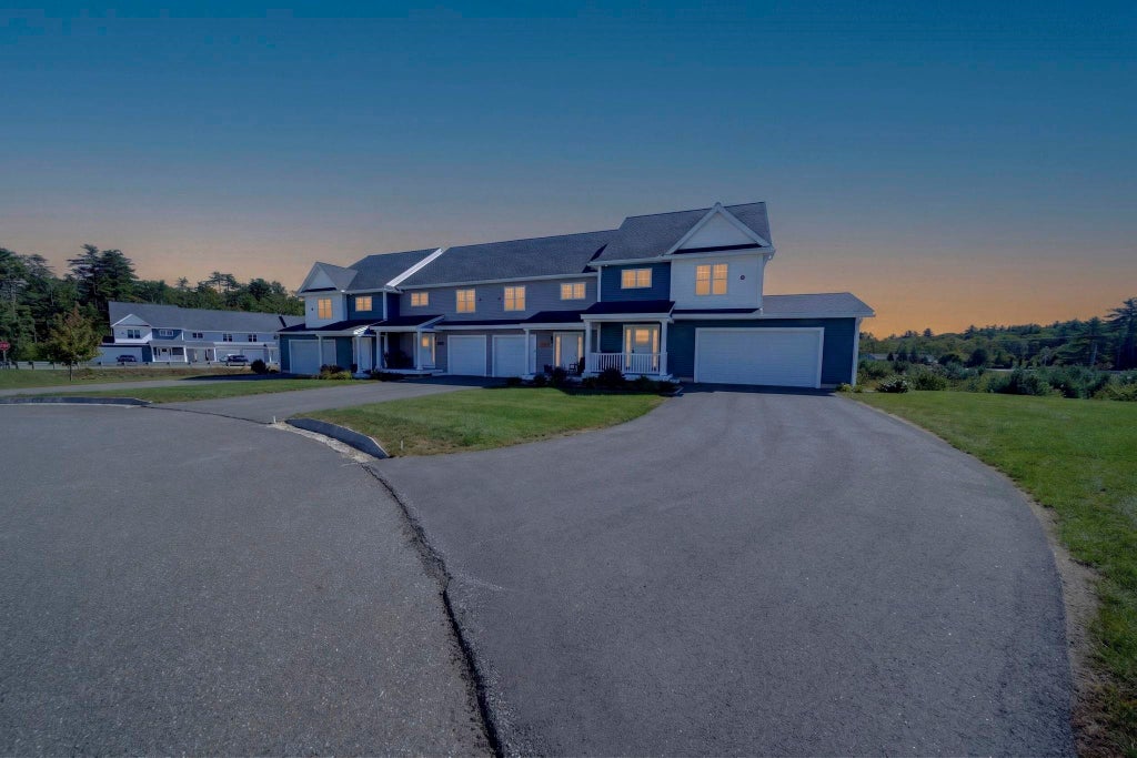 Photo of 4 Autumn Lane, Raymond, NH 03077 (MLS # 5110359)