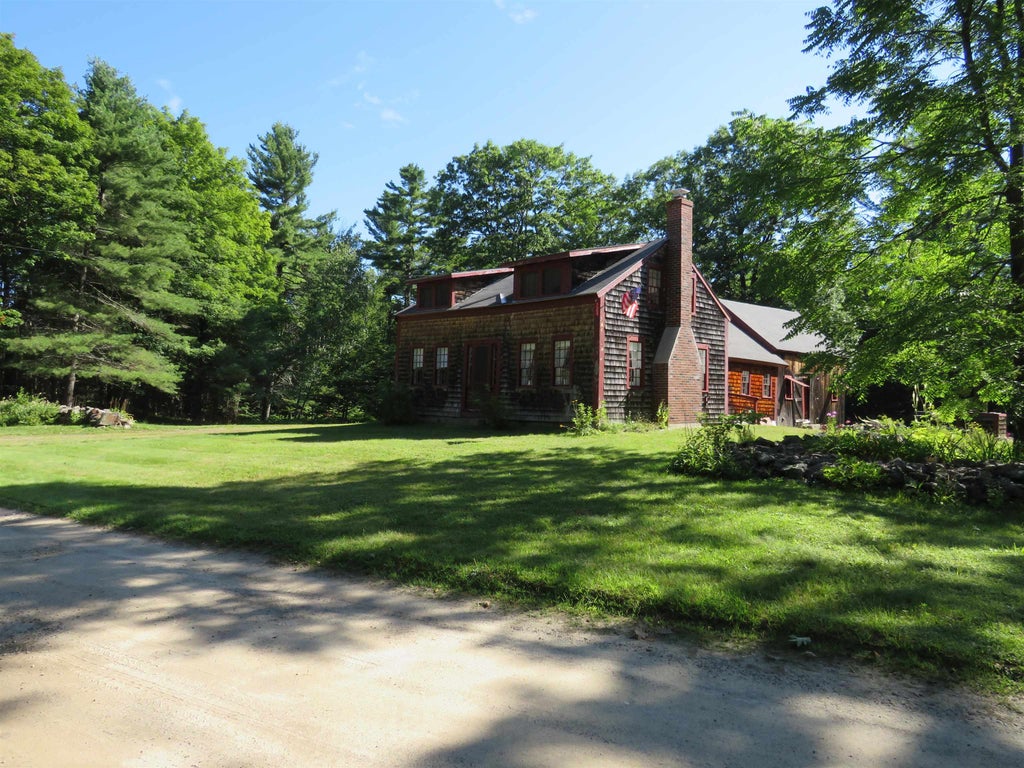 Photo of 124 Coach Road, Bridgewater, NH 03222 (MLS # 5103867)