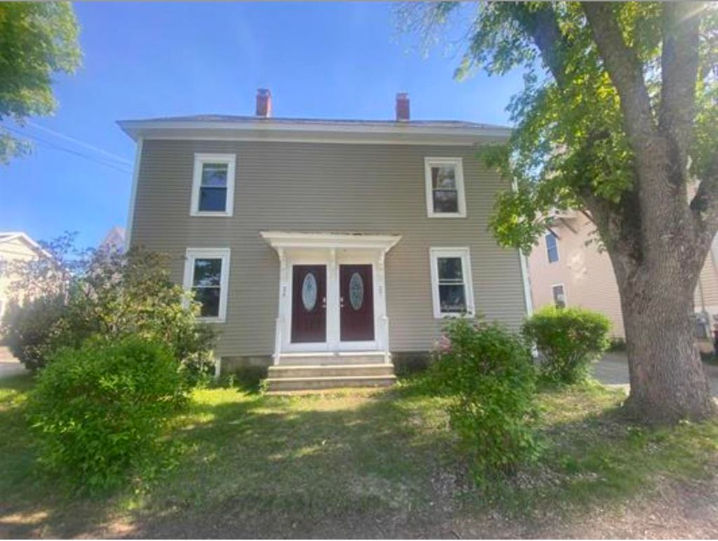 Photo of 27 Elm Street #Apt B, Newmarket, NH 03857 (MLS # 5086070)
