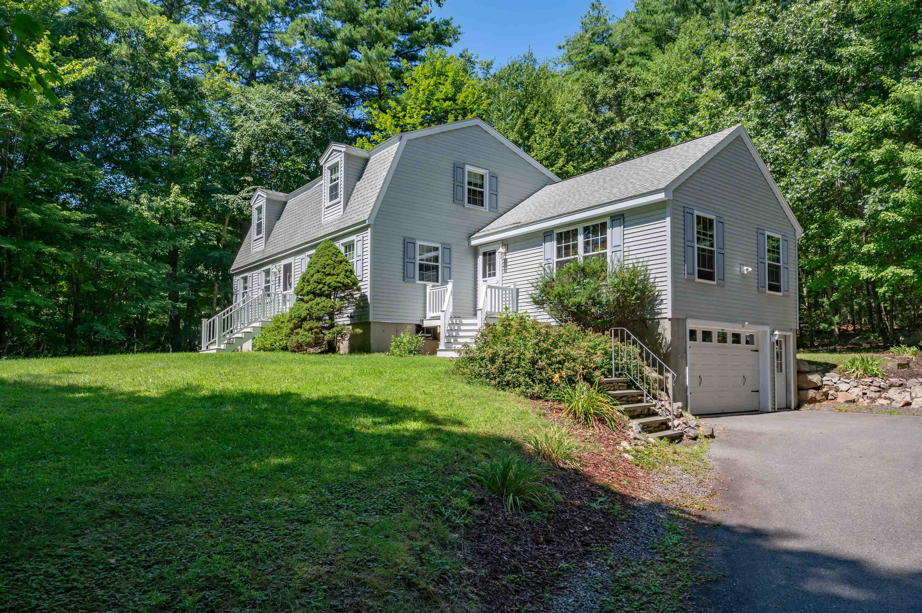 6 Merlin Place