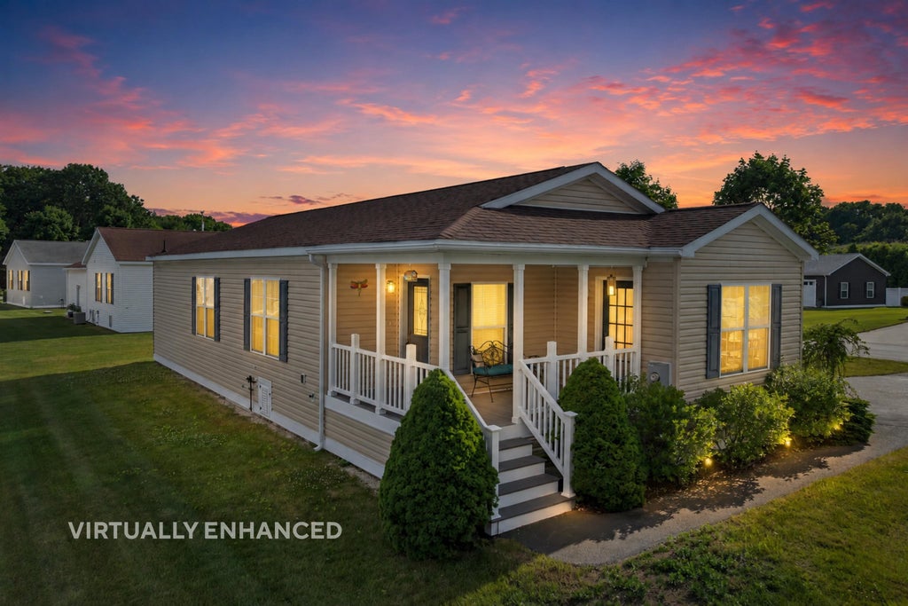 Photo of 2 Goldenrod Way, North Hampton, NH 03862 (MLS # 5097027)