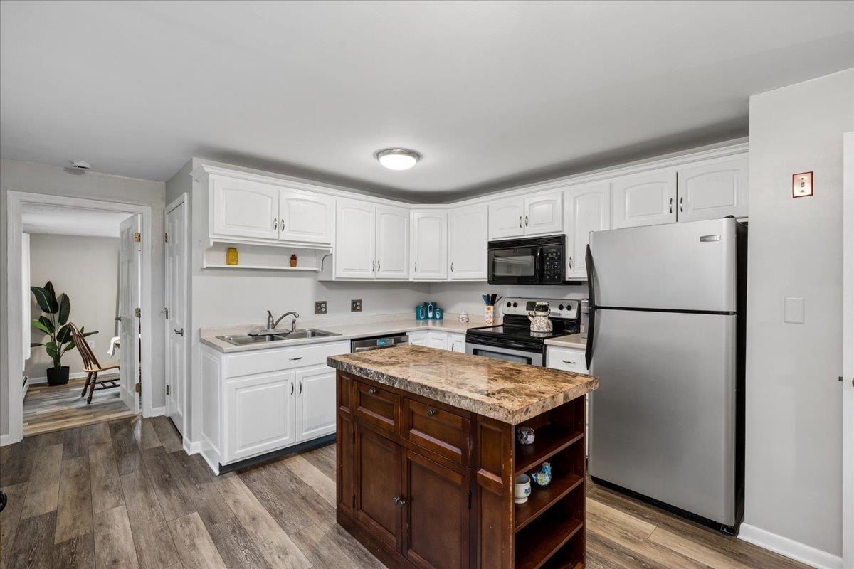 36 Oakwood Circle