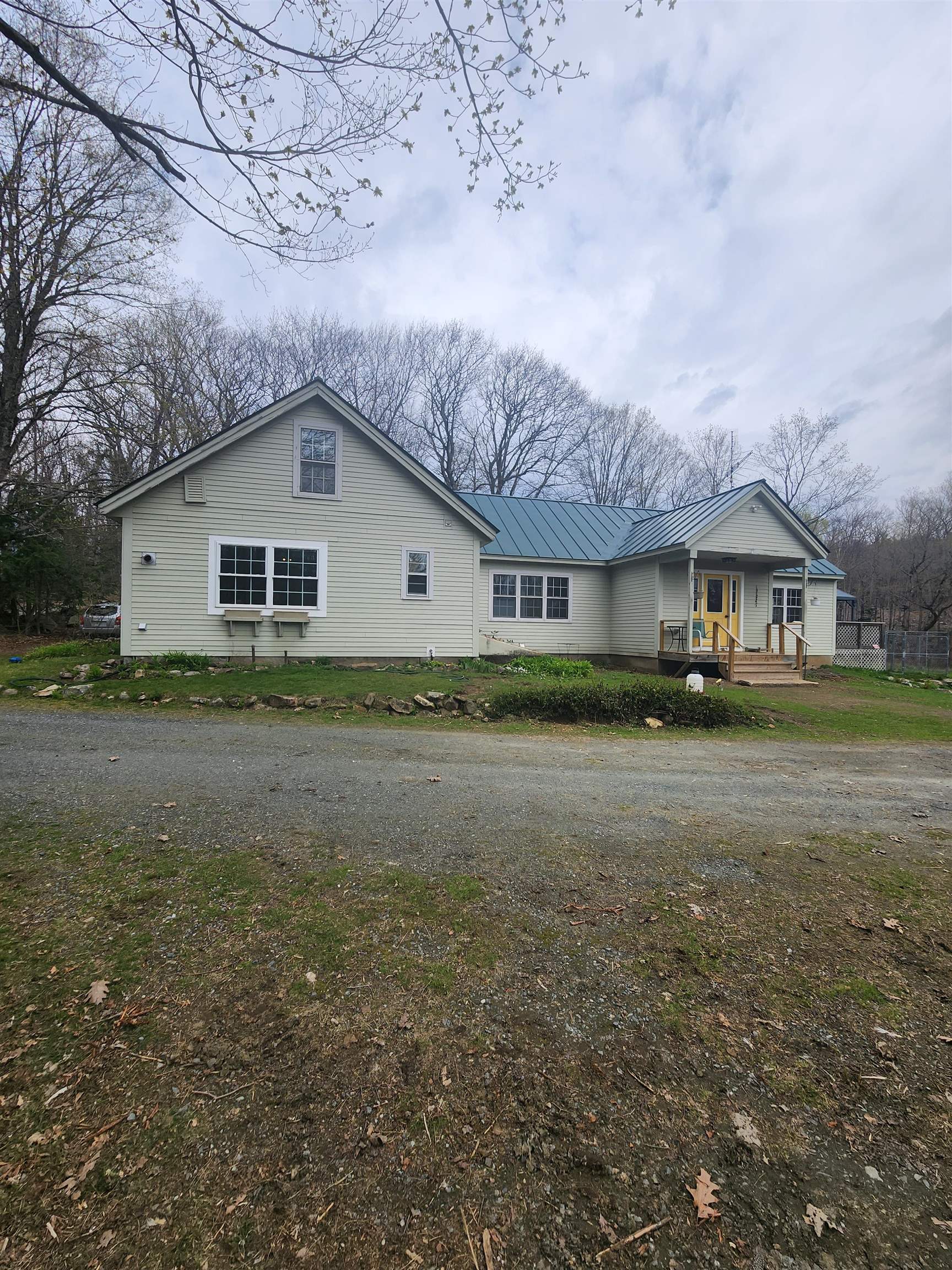 27 Bear Pond Road