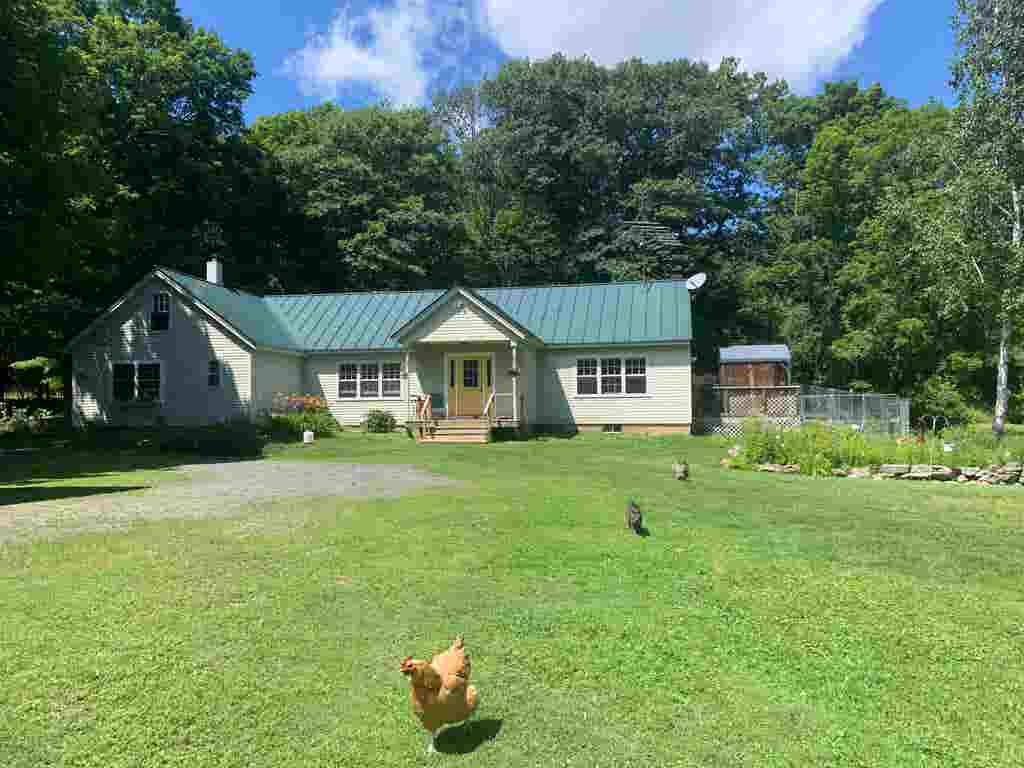 Photo of 27 Bear Pond Road, Canaan, NH 03741 (MLS # 5087062)