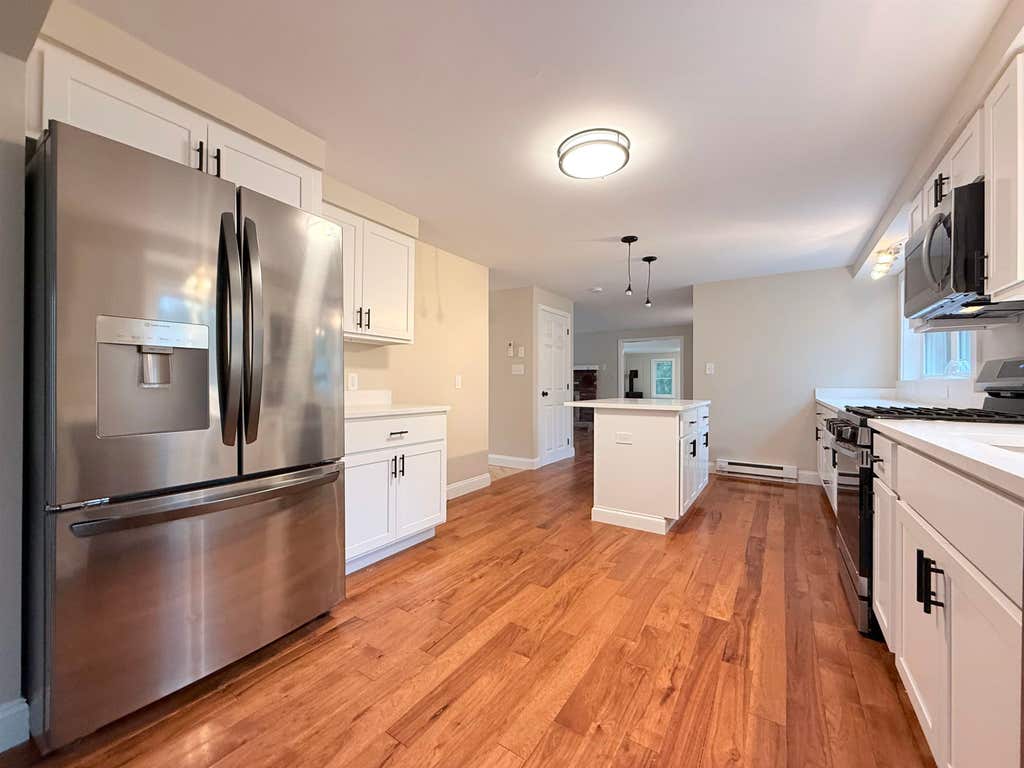 Photo of 14 Moharimet Drive, Madbury, NH 03823 (MLS # 5087513)