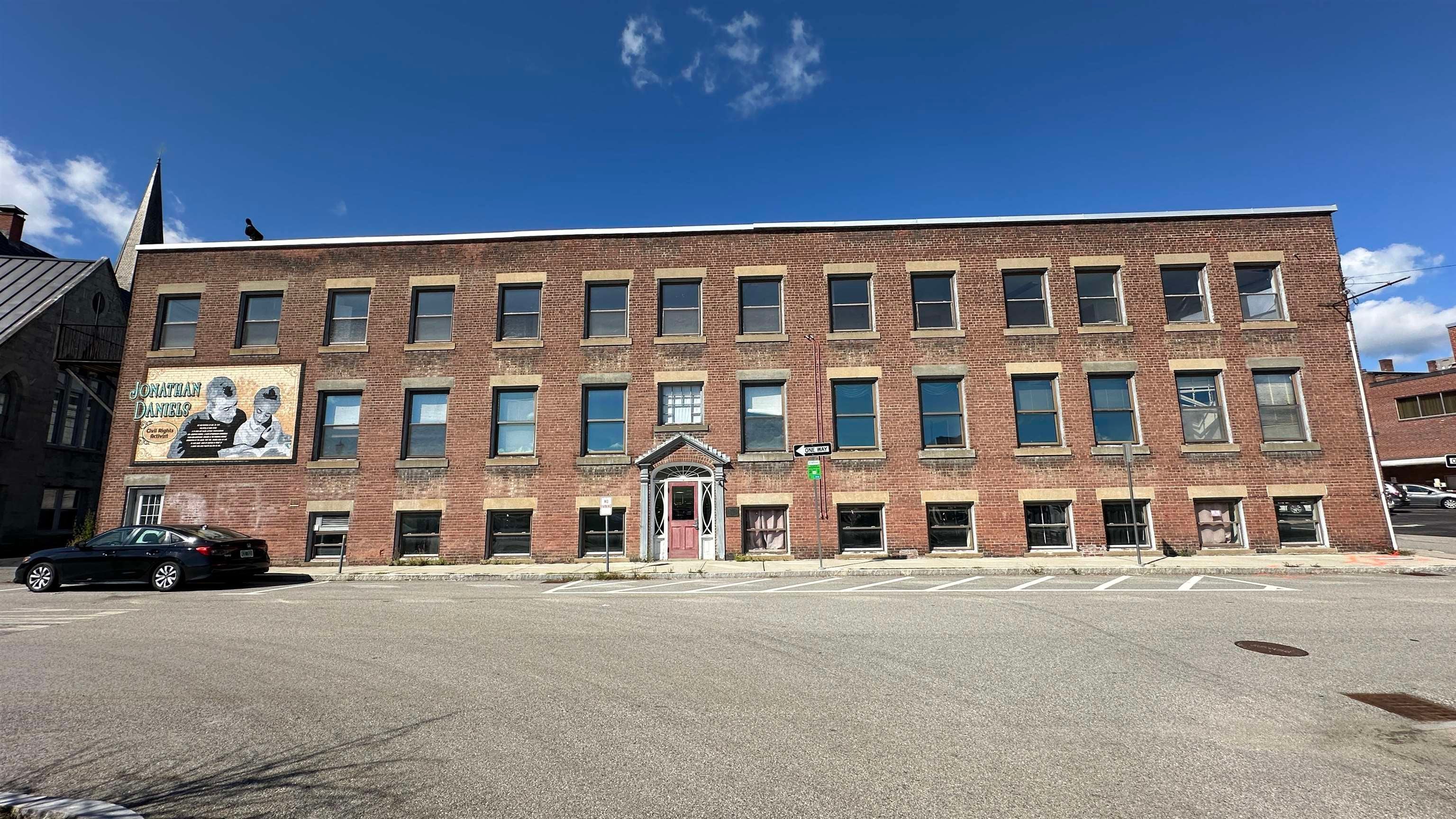 17-19 Federal Street