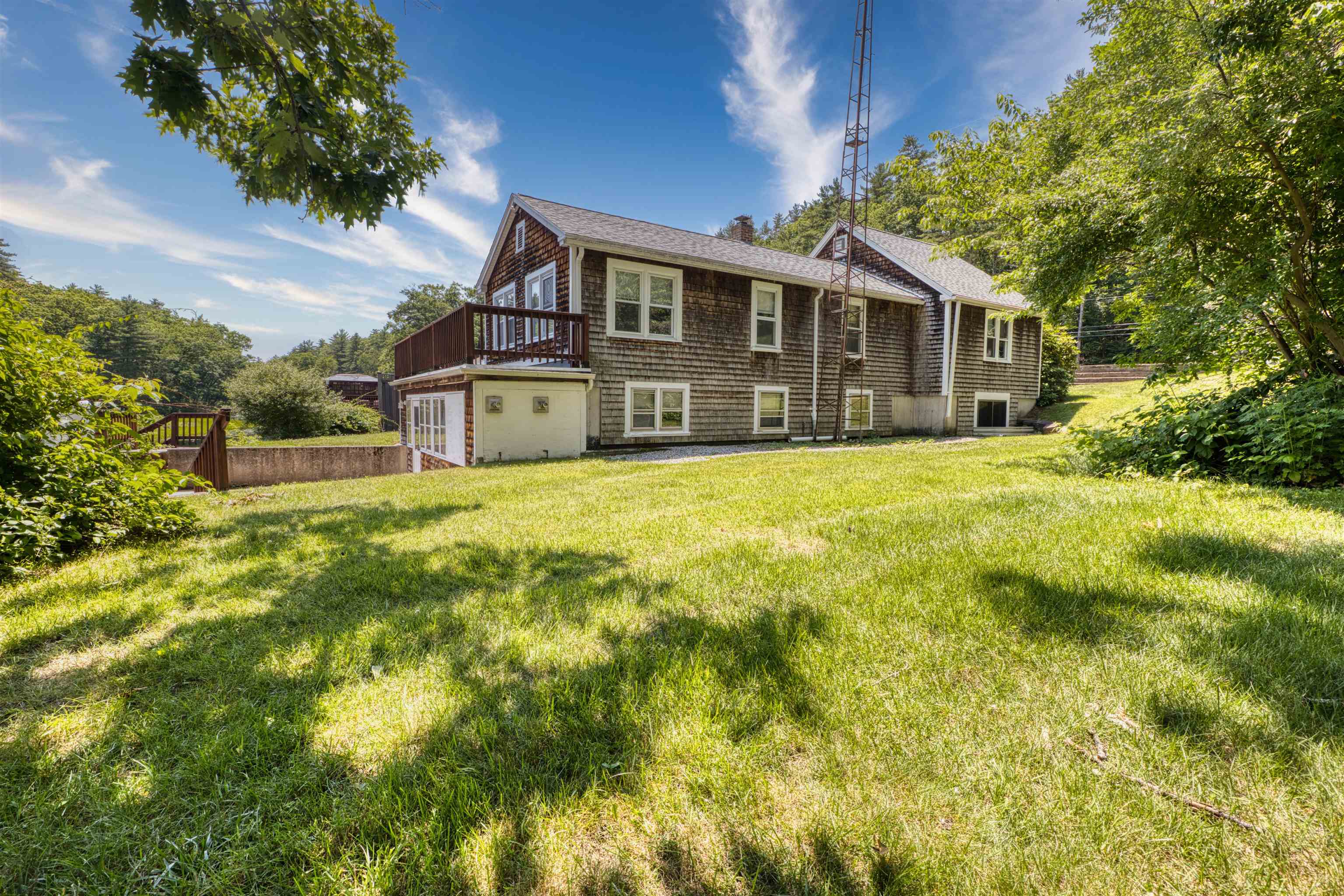 23 Riverlake Street