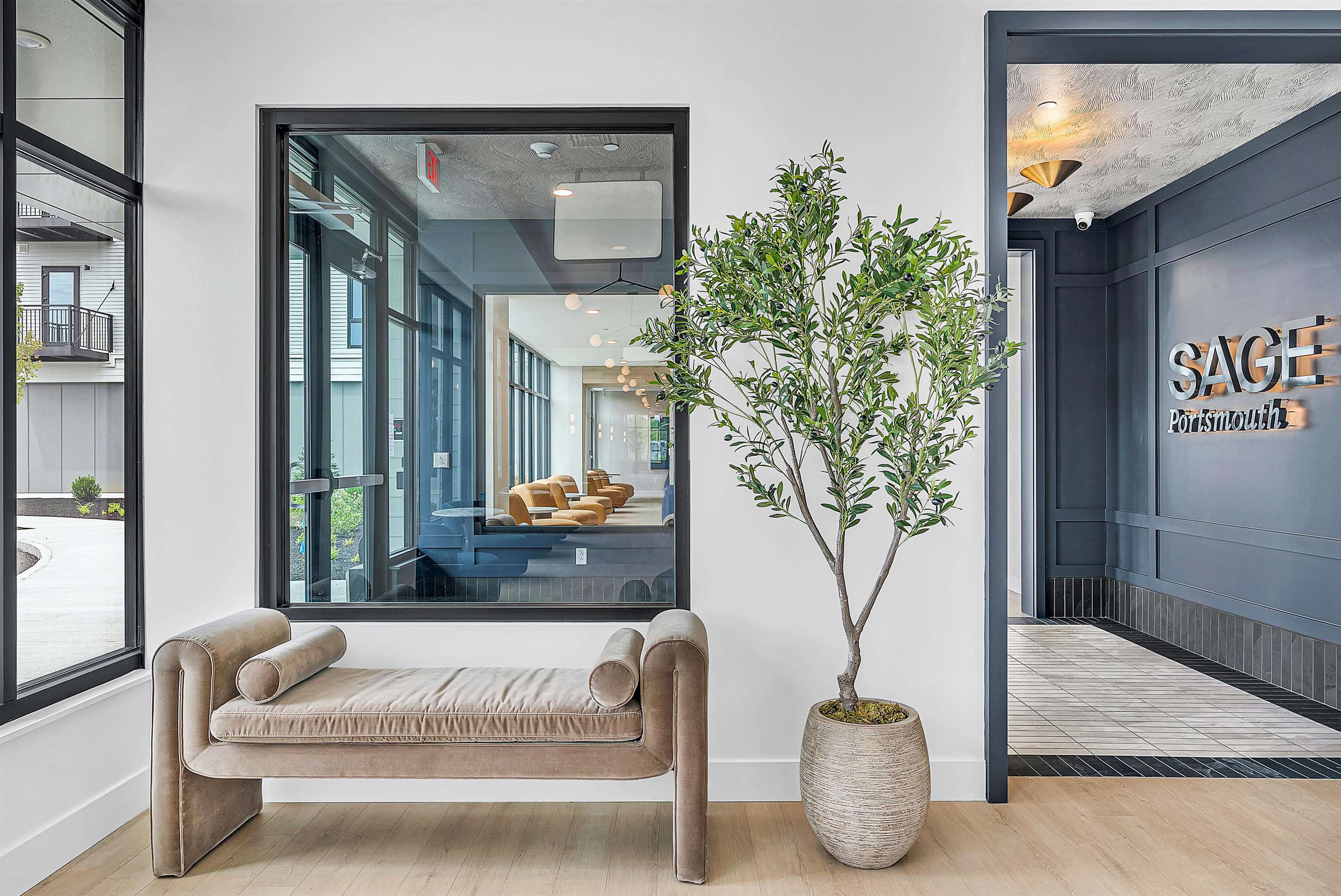 80 Constitution Avenue 406