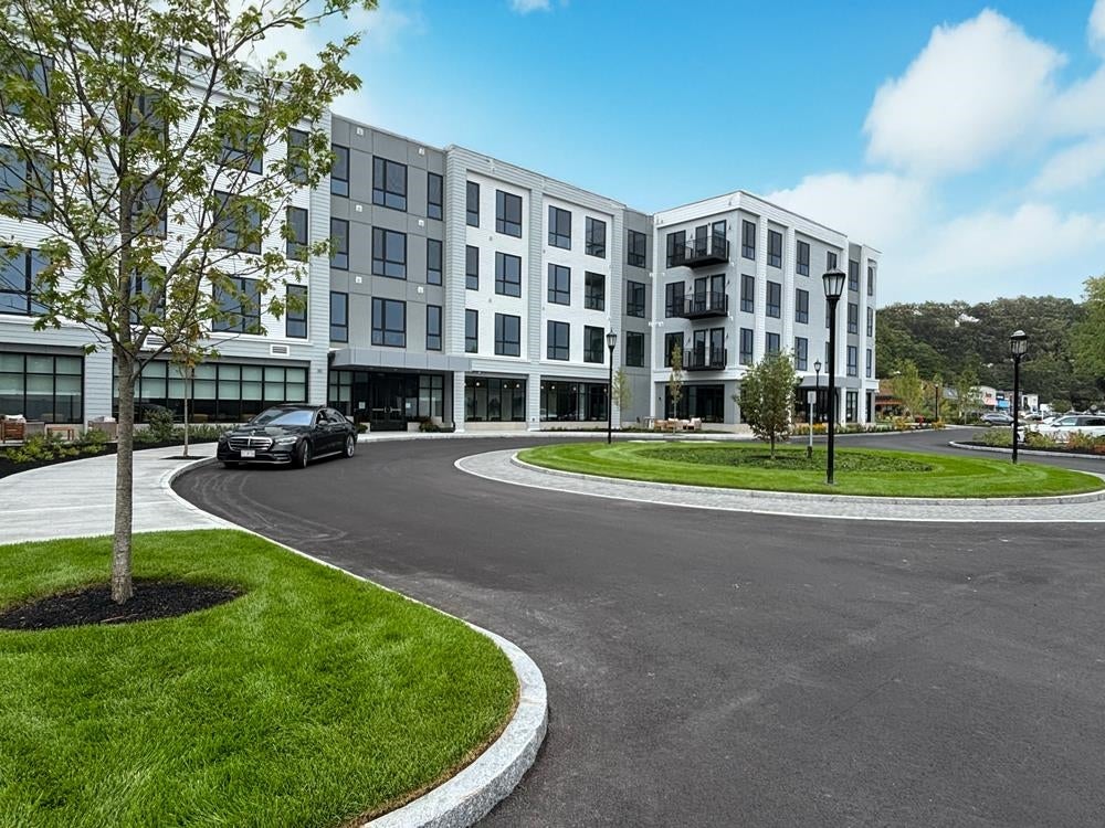 80 Constitution Avenue 406