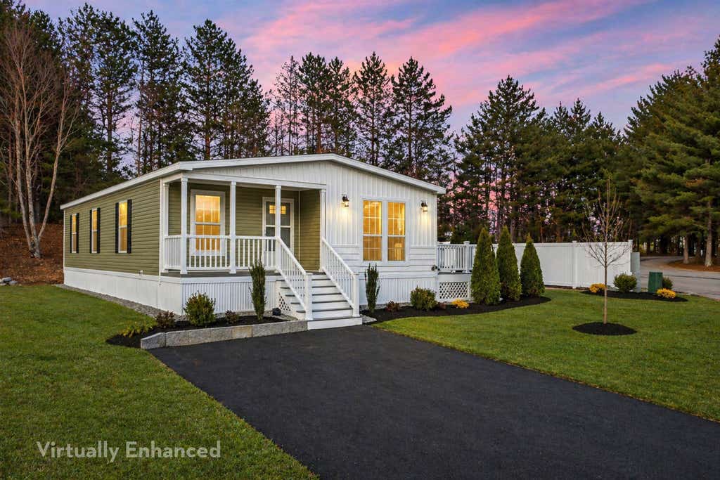 Photo of 1 Granite Drive, North Hampton, NH 03862 (MLS # 5084260)