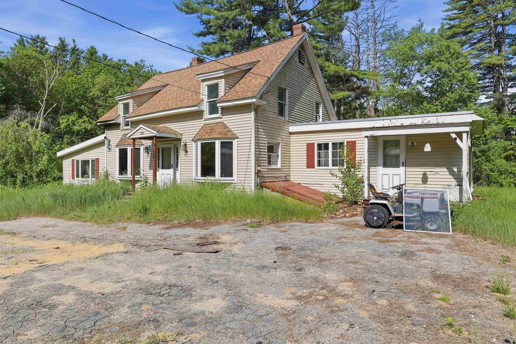 Photo of 32 East Lull Place, New Boston, NH 03070 (MLS # 5092311)