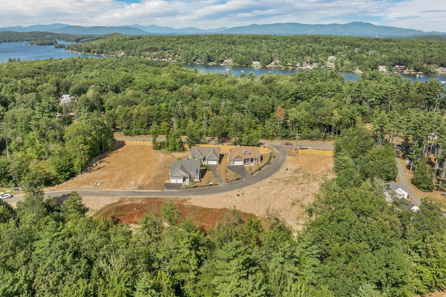 266 Sterling Drive - Photo 4