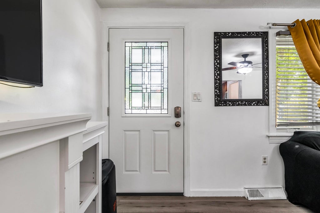 Photo of 53 Tenby Drive, Nashua, NH 03062 (MLS # 5110904)