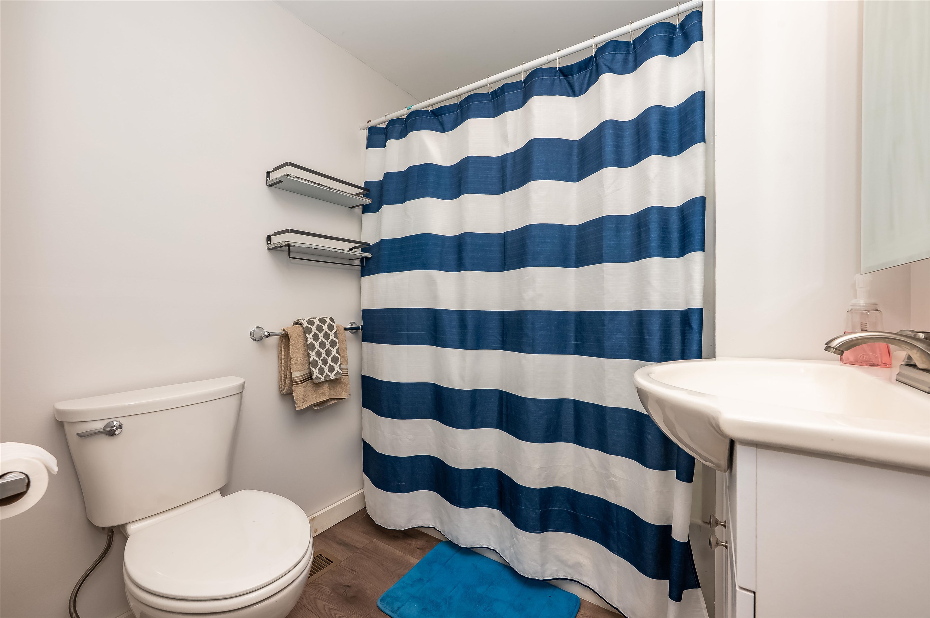 143 Town House Road