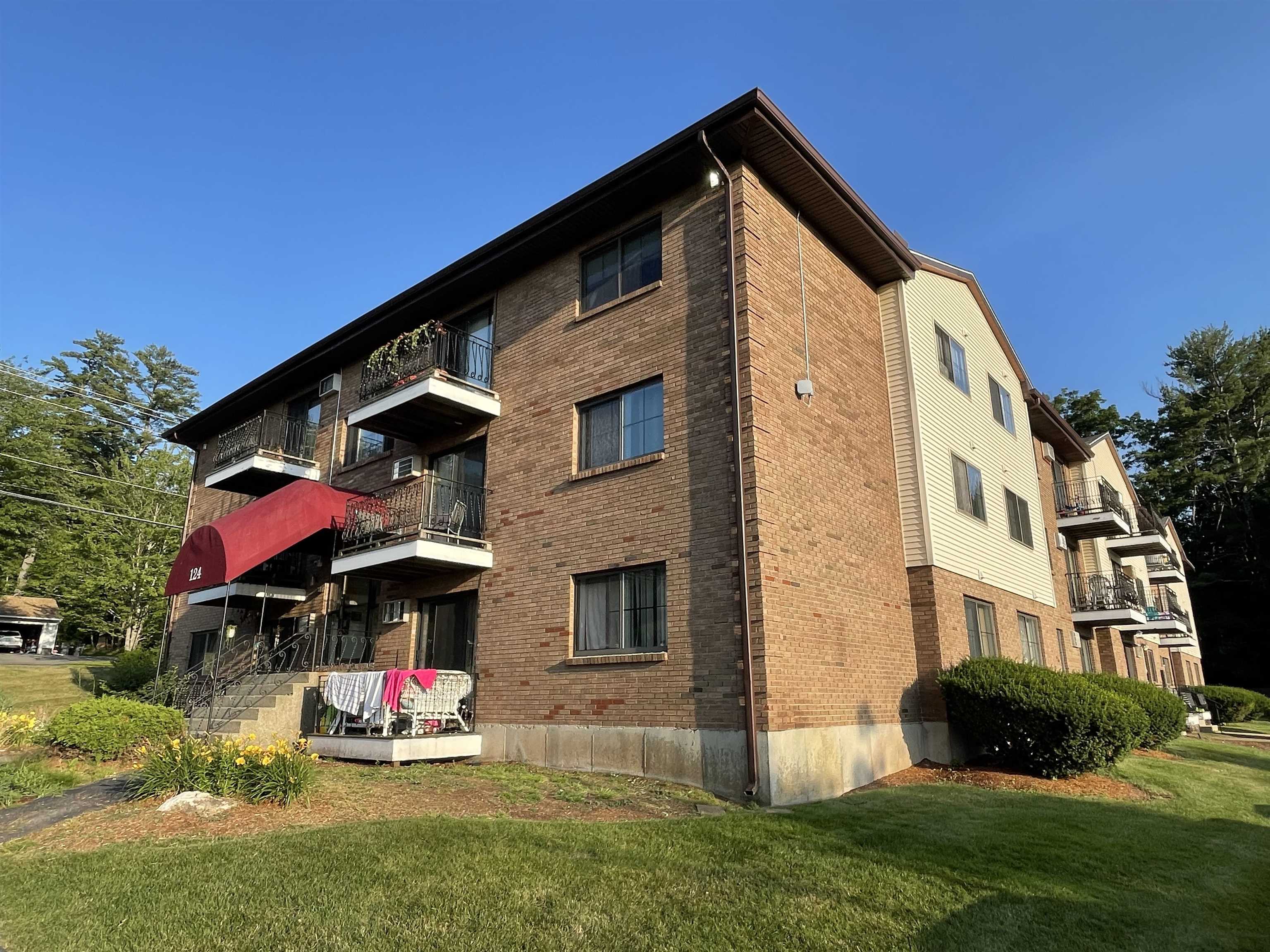 124 Mammoth Road 21