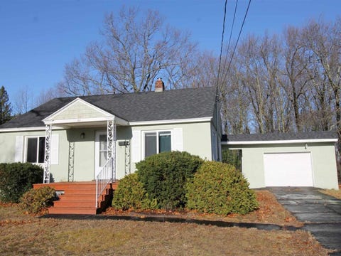 Photo of 50 Kirby Road, South Burlington, VT 05403 (MLS # 5101178)