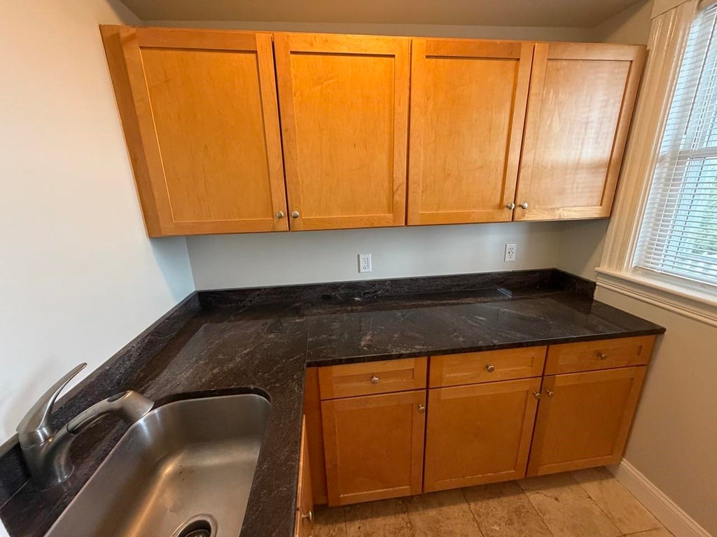 Photo of 579 Clay Street #2, Manchester, NH 03103 (MLS # 5112178)