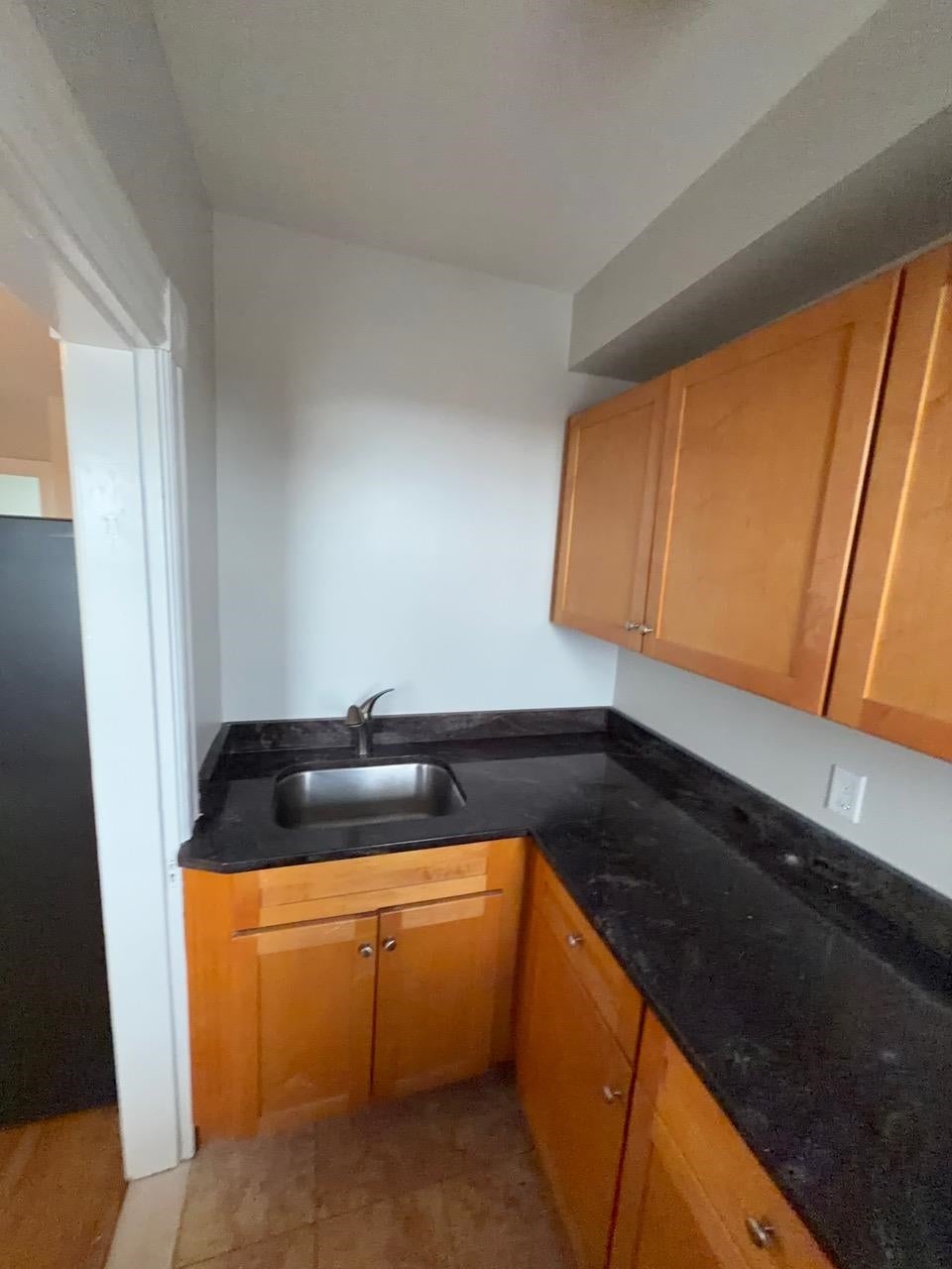Photo of 579 Clay Street #2, Manchester, NH 03103 (MLS # 5112178)