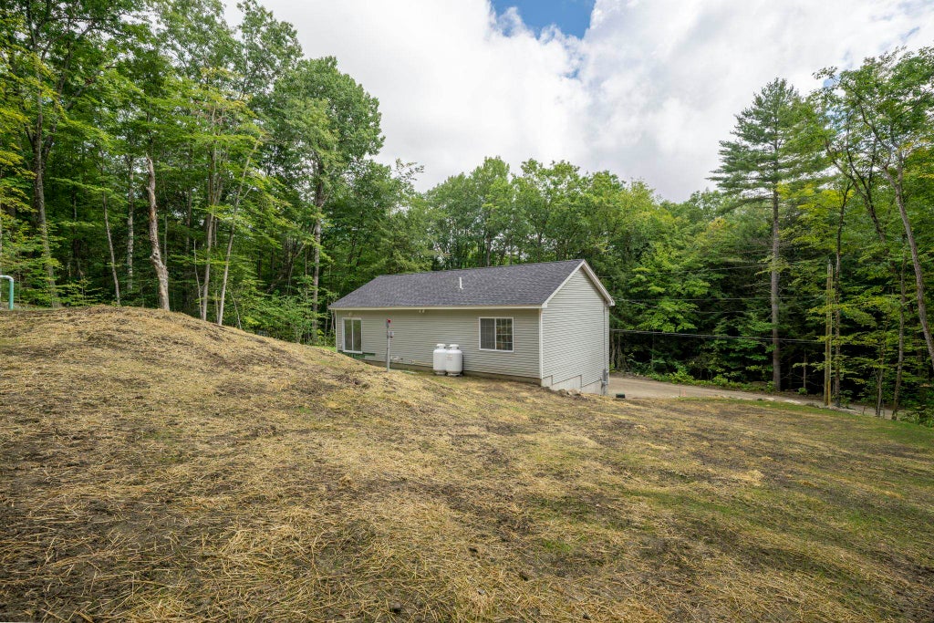 Photo of 5 Alpine Way, Hillsborough, NH 03244 (MLS # 5107076)