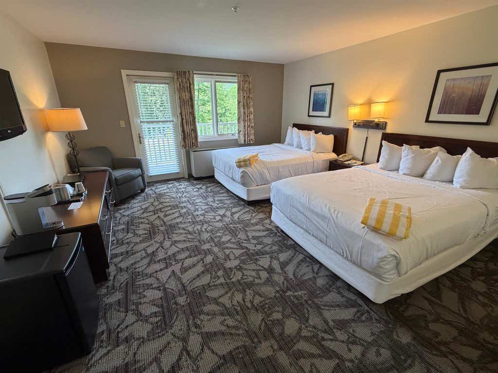 Photo of 106108 Grand Summit Drive #106/108, Bartlett, NH 03812 (MLS # 5097935)