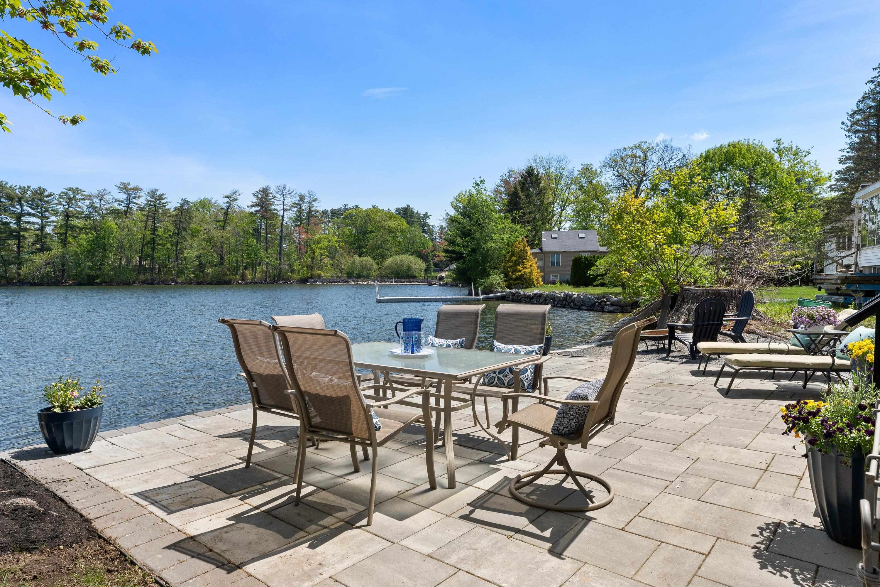 95 Lake Shore Road