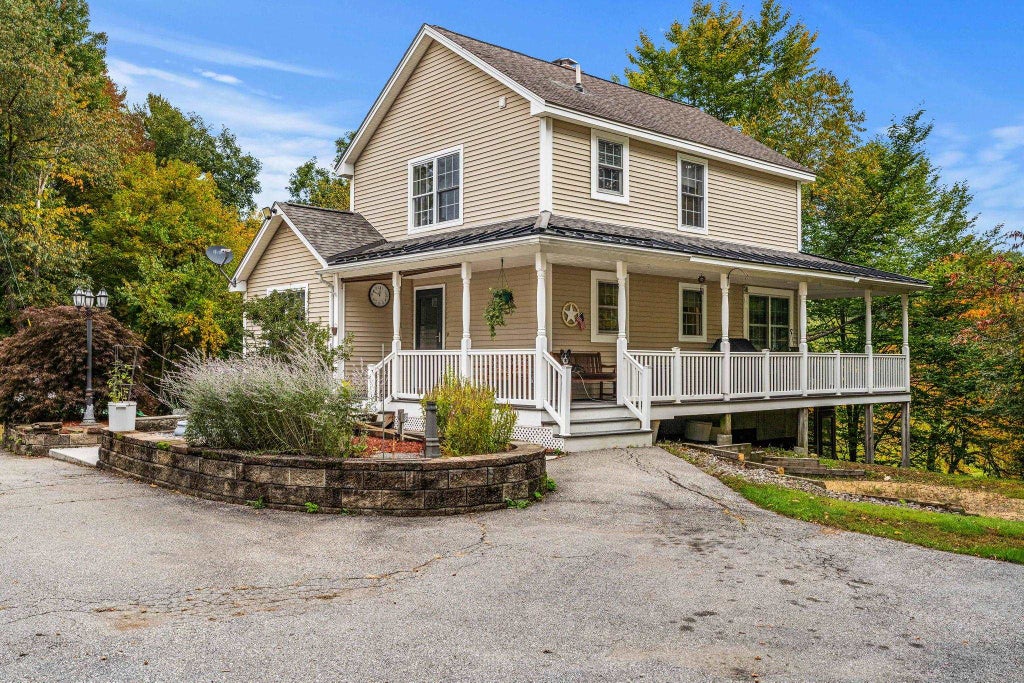Photo of 410 River Road, Weare, NH 03281 (MLS # 5112904)