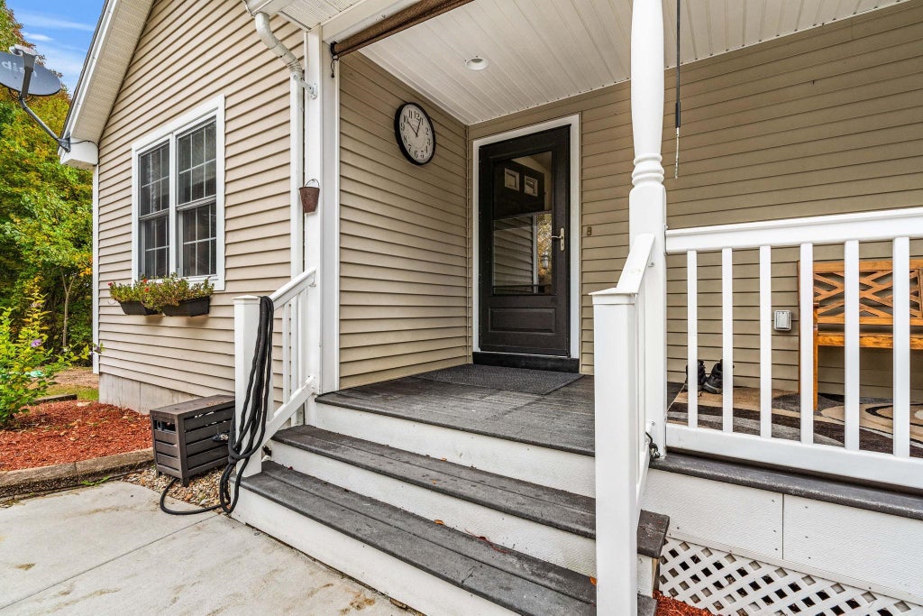Photo of 410 River Road, Weare, NH 03281 (MLS # 5112904)