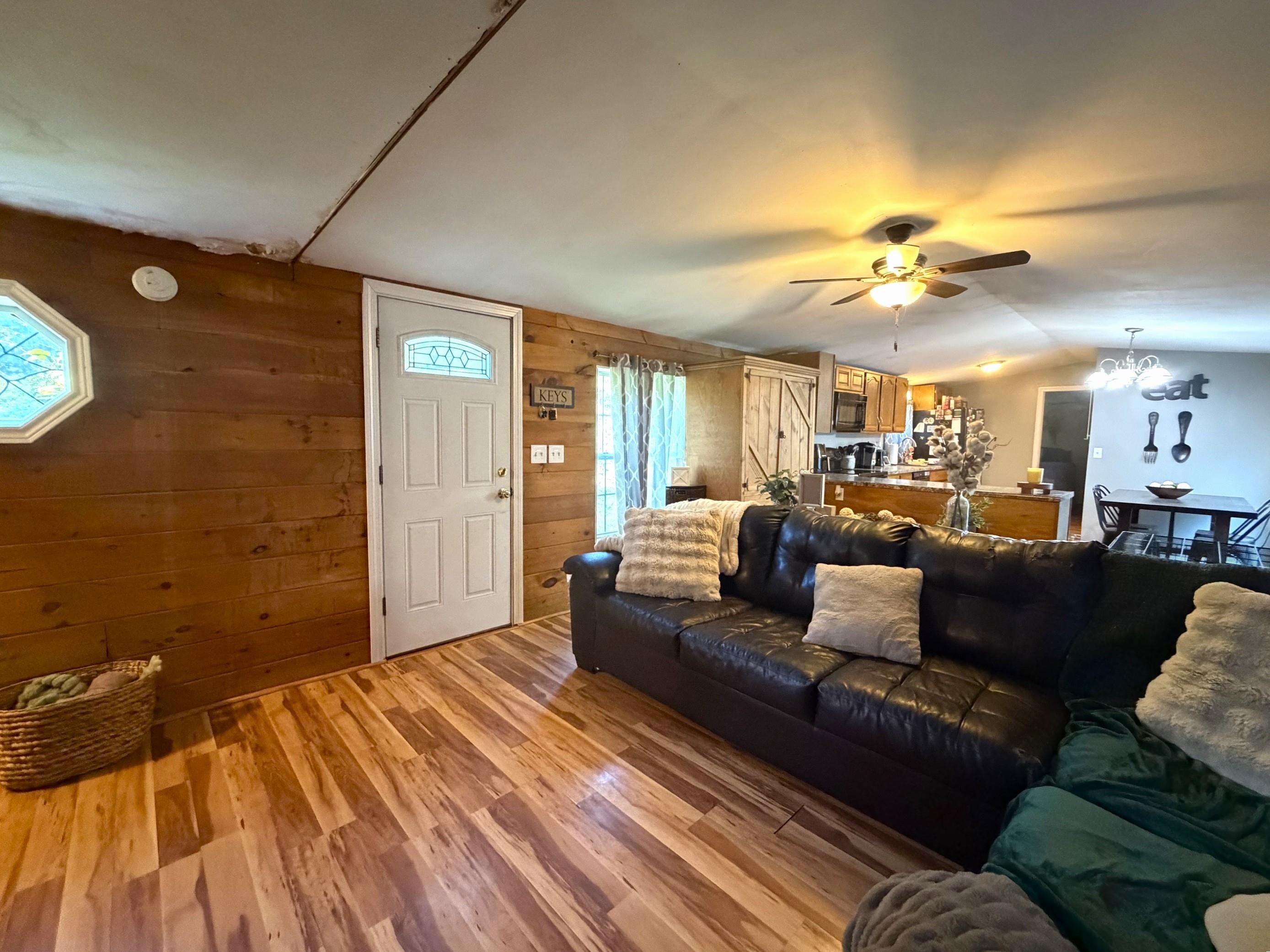 41 Pine Tree Road