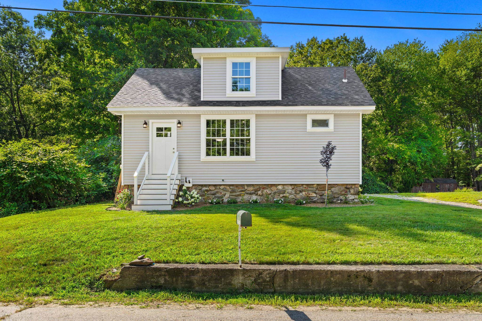 14 River Road