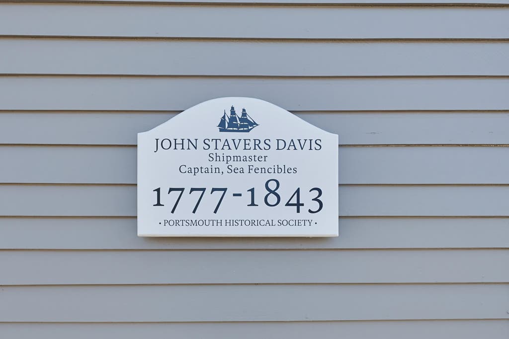 Photo of 68 South Street, Portsmouth, NH 03801 (MLS # 5104049)