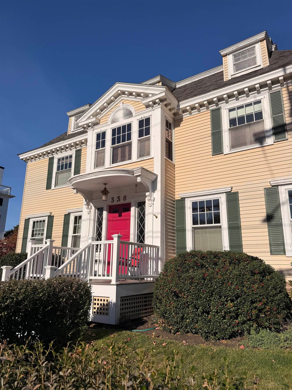 Photo of 338 Middle Street, Portsmouth, NH 03801 (MLS # 5112210)