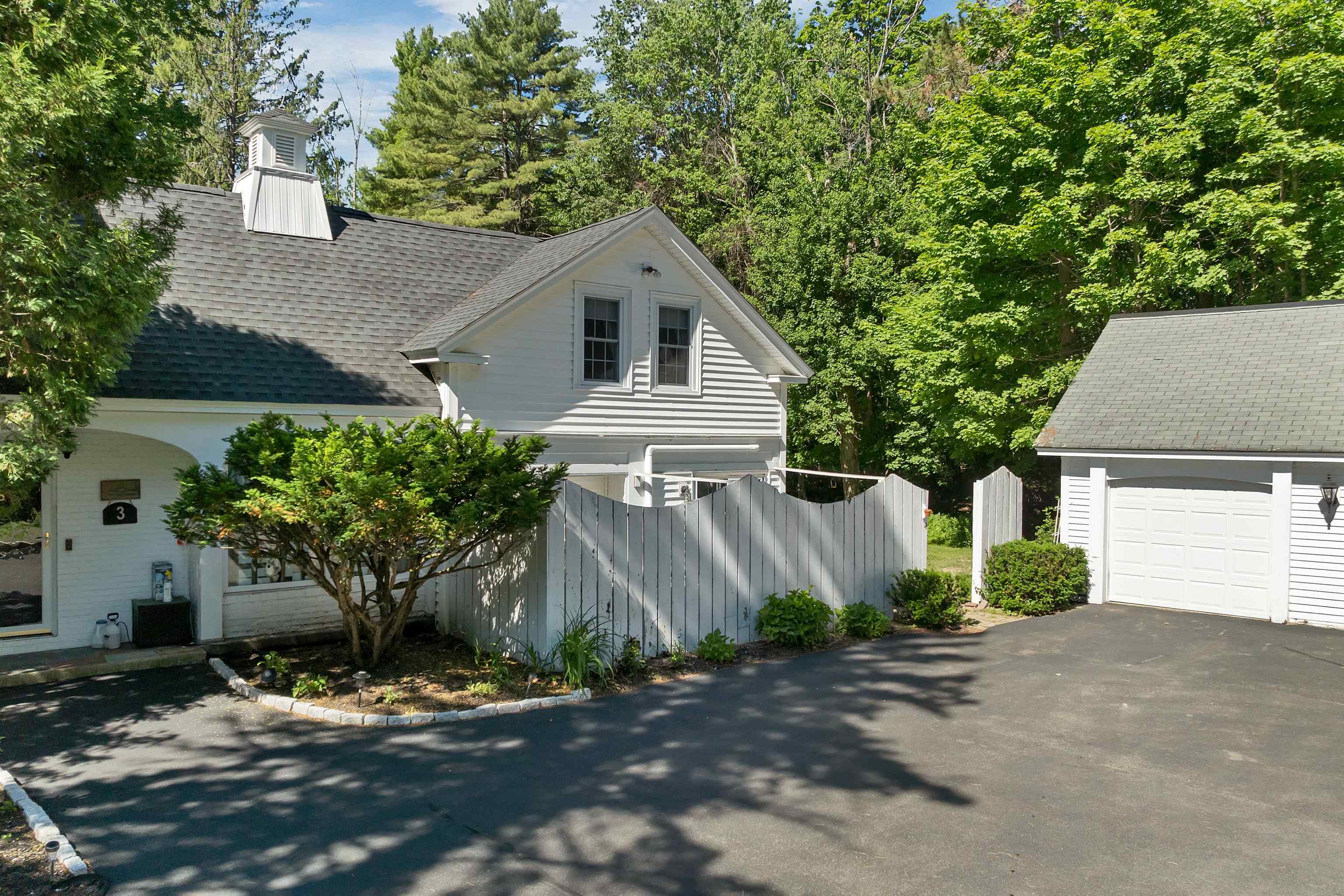 4 Farmhouse Lane