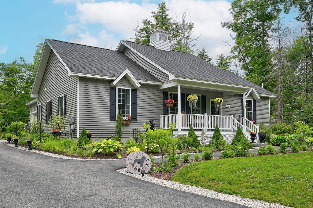Photo of 274 Old Goshen Road, Conway, NH 03813 (MLS # 5096477)