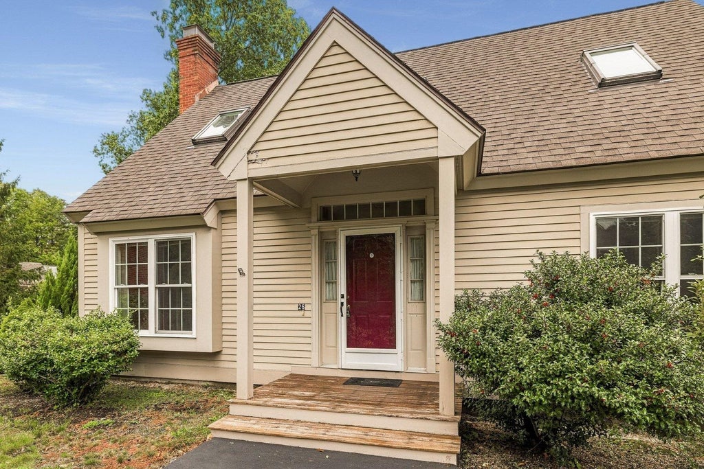 Photo of 26 Stratham Green GRN, Stratham, NH 03885 (MLS # 5112330)
