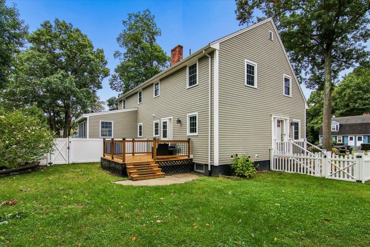 6 Phillip Road L