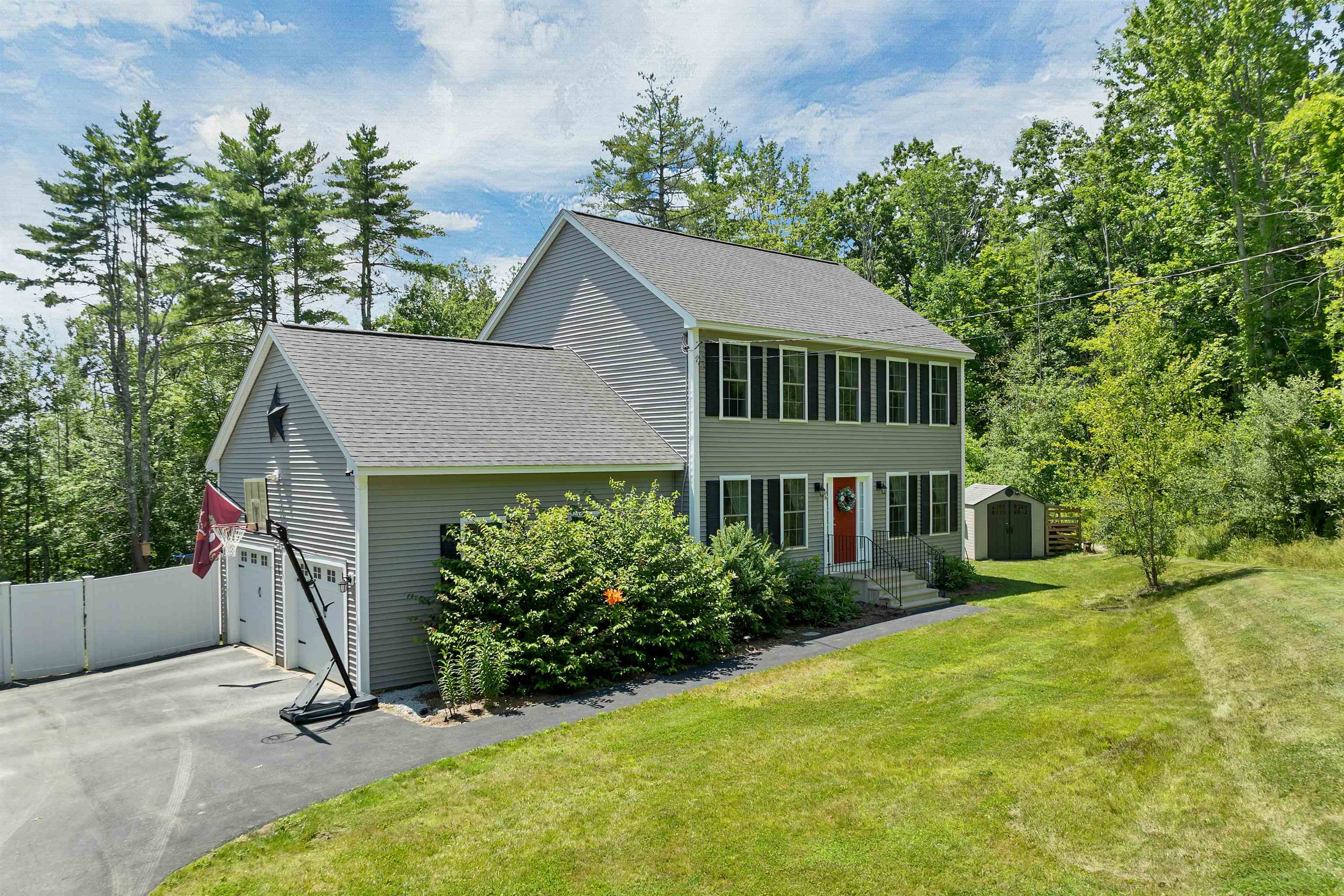 98 Eaton Road