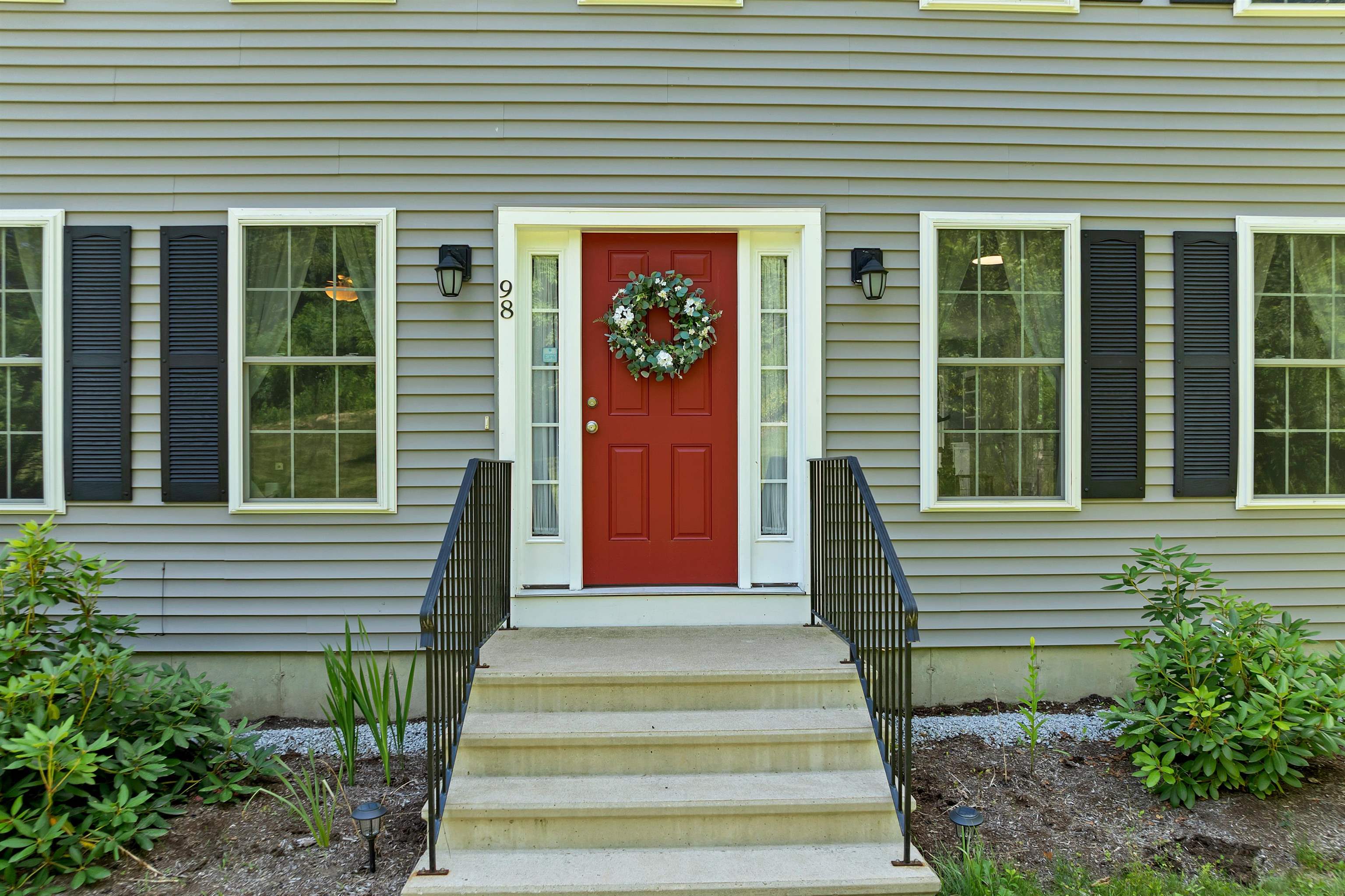 98 Eaton Road