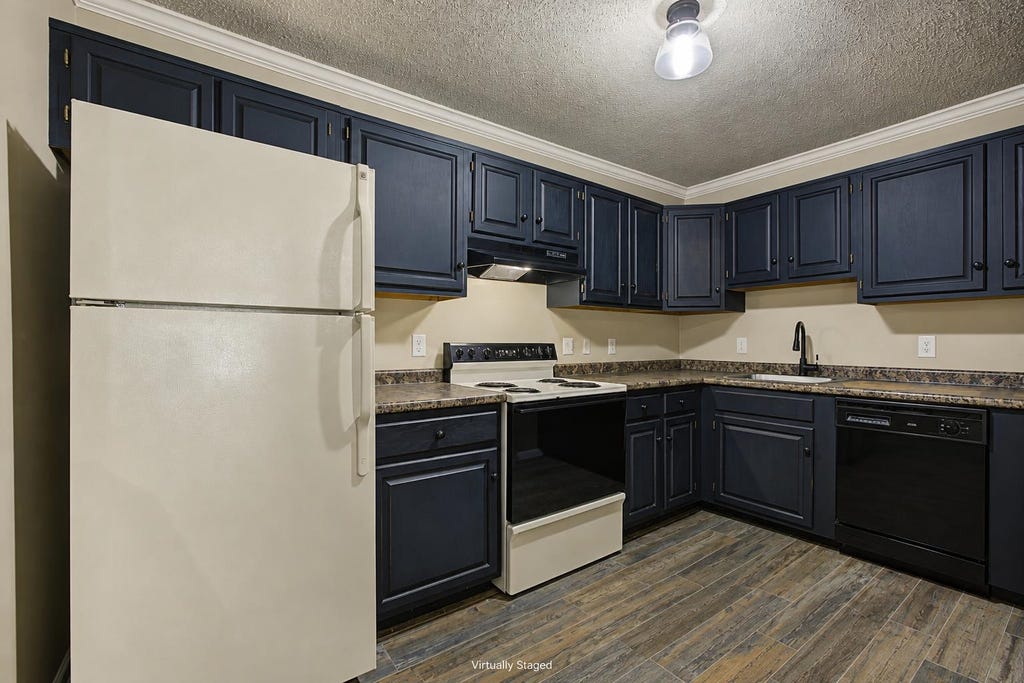 Photo of 5 Bartemus Trail #105, Nashua, NH 03063 (MLS # 5104338)