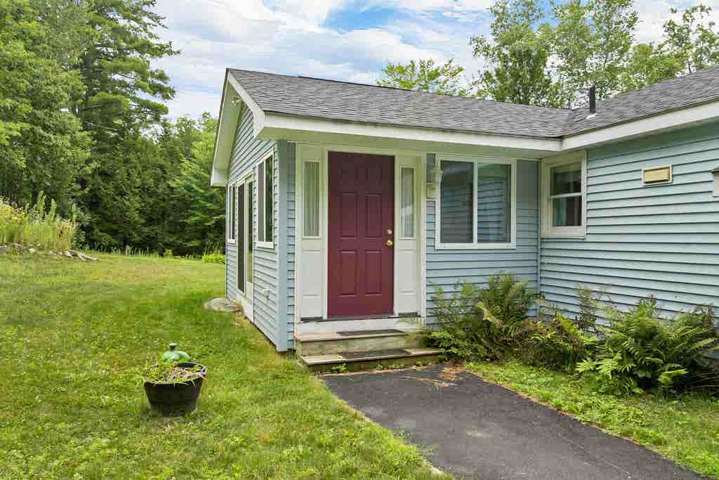 Photo of 410 Sheridan Road, Moultonborough, NH 03254 (MLS # 5102835)