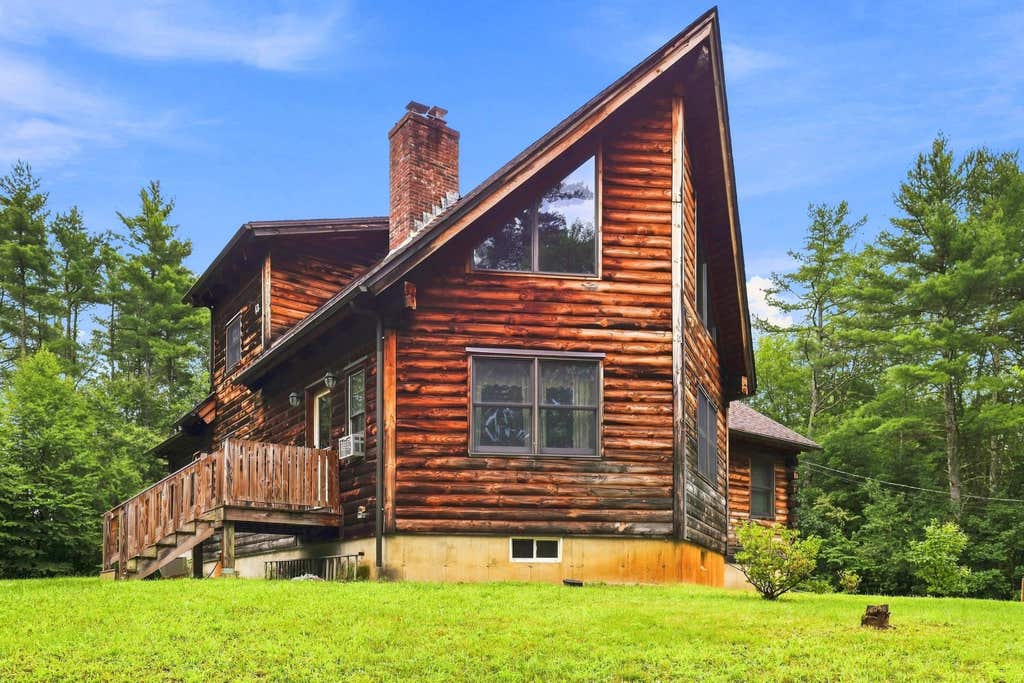Photo of 271 Middle Road, Deerfield, NH 03037 (MLS # 5105565)