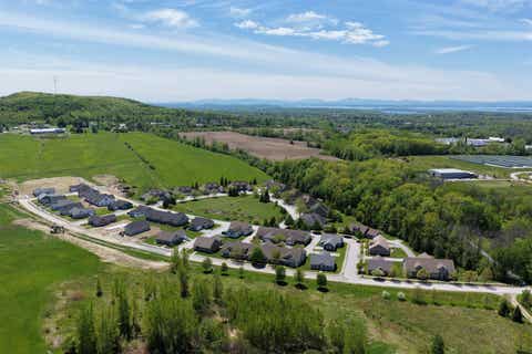 Photo of 203 Franklin Park West #203, St. Albans Town, VT 05478 (MLS # 5104088)