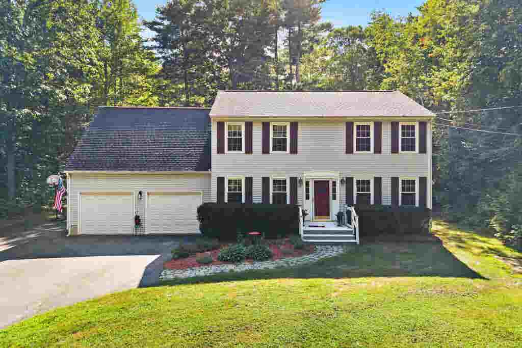 Photo of 70 South Bow Road, Hooksett, NH 03106 (MLS # 5106354)