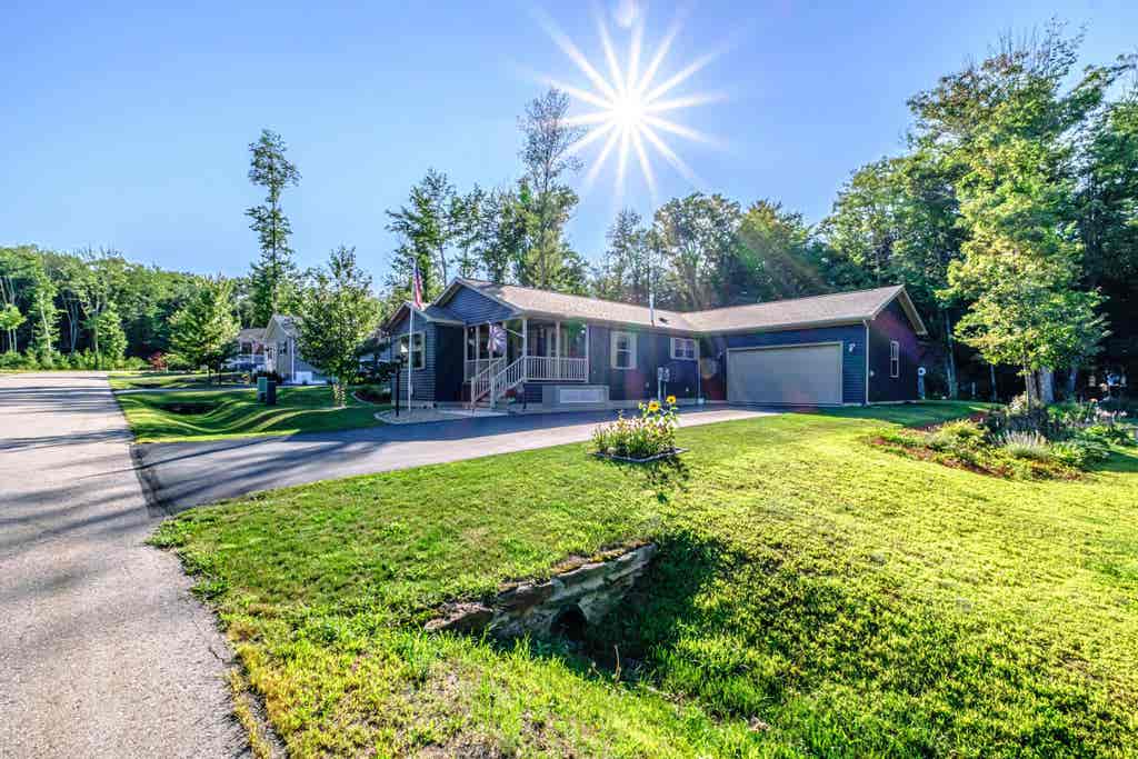 Photo of 58 Big Bear Road, Rochester, NH 03868 (MLS # 5103681)